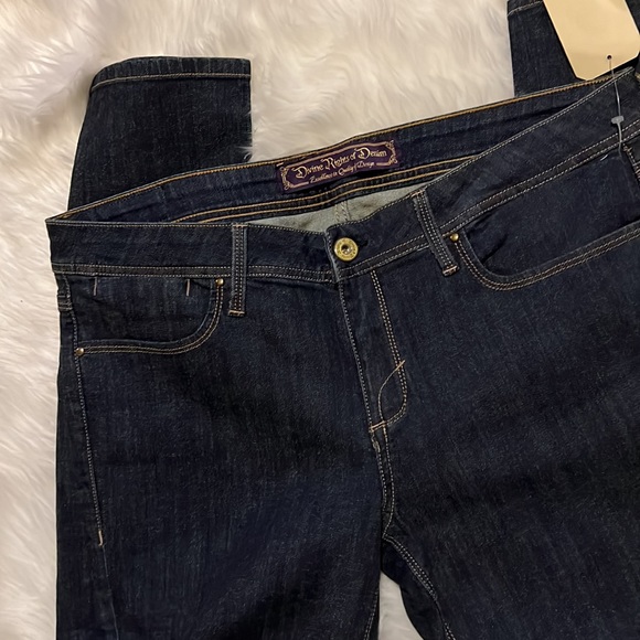 New DIVINE RITHTS of denim Size 32  low rise classic skinny - Picture 4 of 8